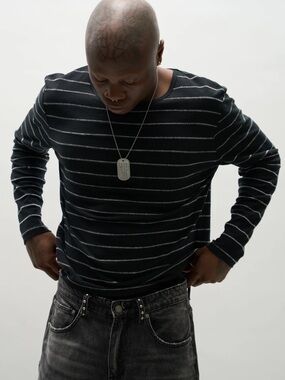 Vague Men's XXL Long-Sleeve Tee with Hand Stitched Stripes